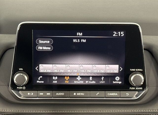 
								Nissan Rogue full									