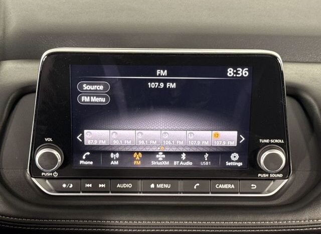 
								Nissan Rogue full									