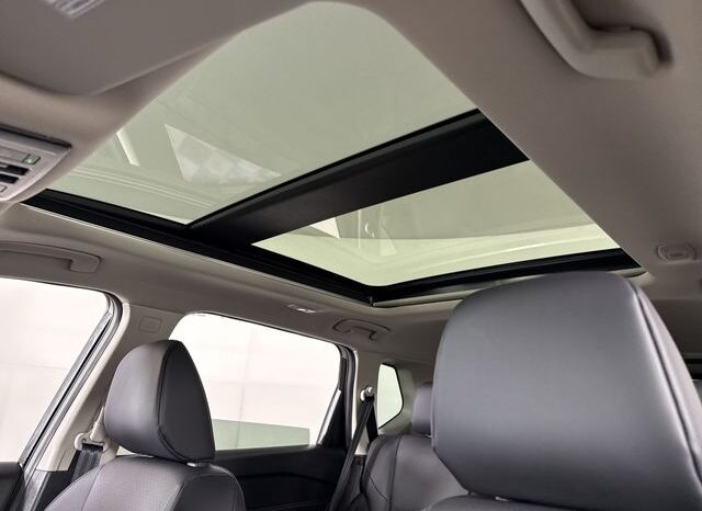 
								Nissan Rogue full									