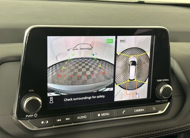 
								Nissan Rogue full									