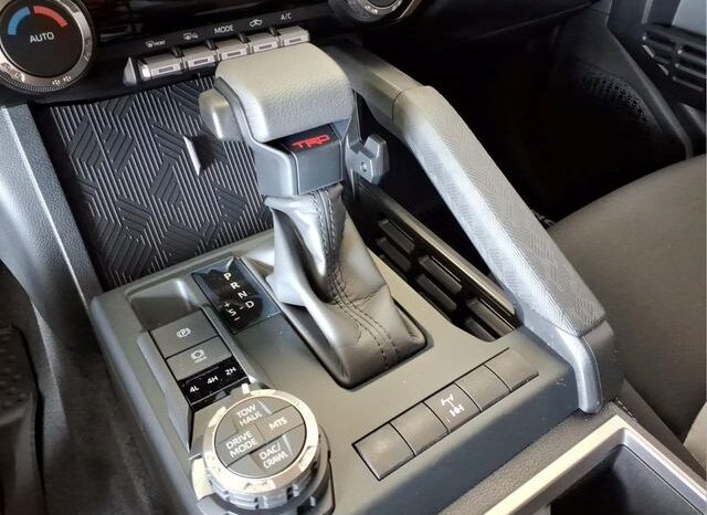 
 Toyota Tacoma full									