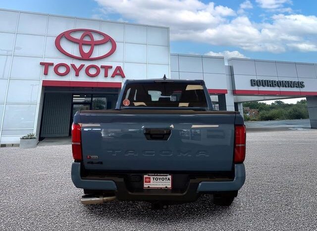 
 Toyota Tacoma full									