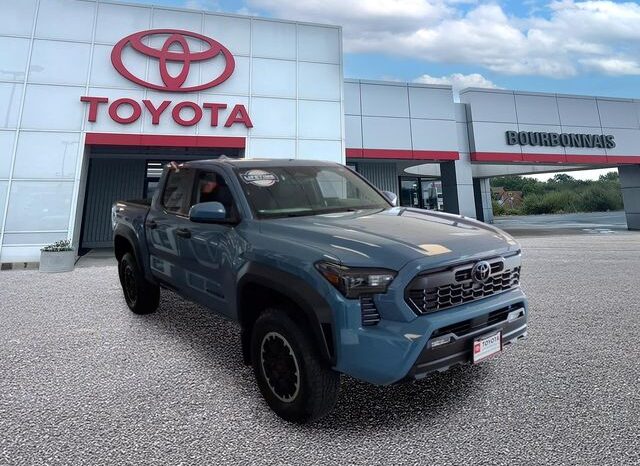 
 Toyota Tacoma full									