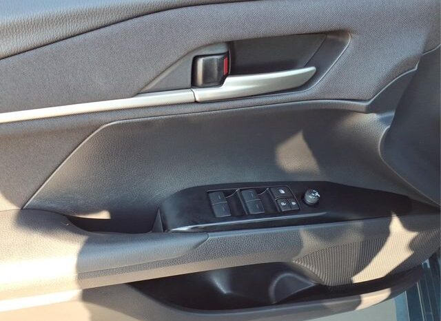 
 Toyota Camry full									