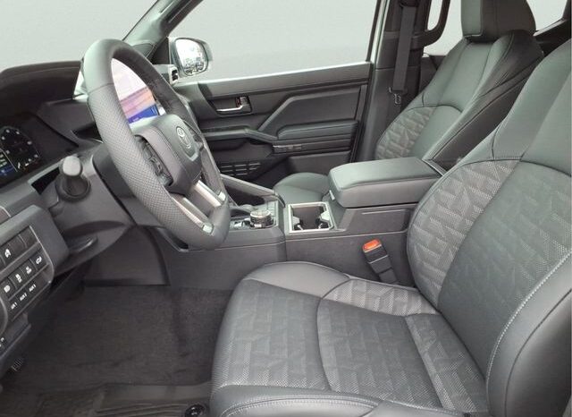 
 Toyota Tacoma full									