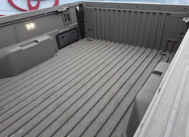 
 Toyota Tacoma full									