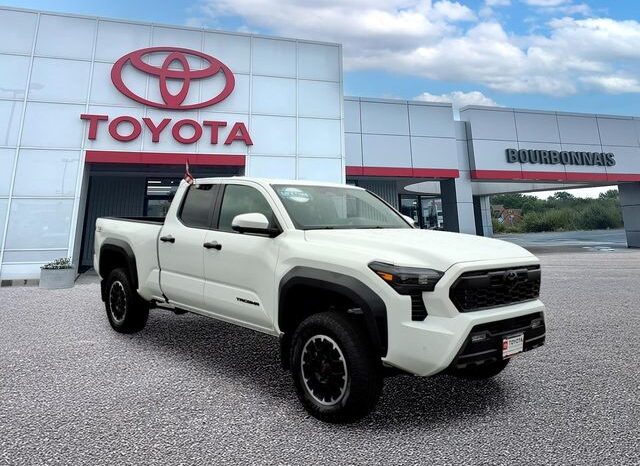 
 Toyota Tacoma full									