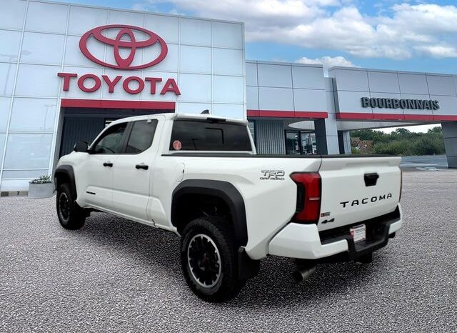 
 Toyota Tacoma full									