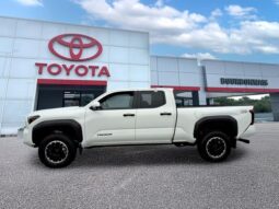 
 Toyota Tacoma full									