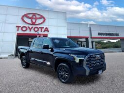 Toyota Tundra Hybrid