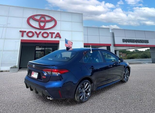 
 Toyota Corolla full									