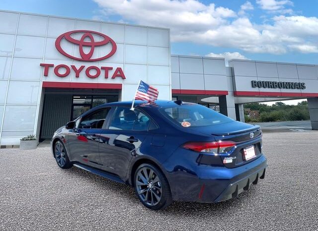 
 Toyota Corolla full									