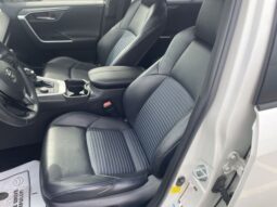 
										Toyota RAV4 Hybrid full									