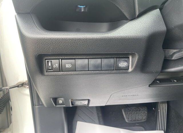 
								Toyota RAV4 Hybrid full									