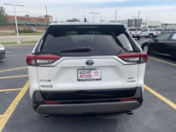 
										Toyota RAV4 Hybrid full									