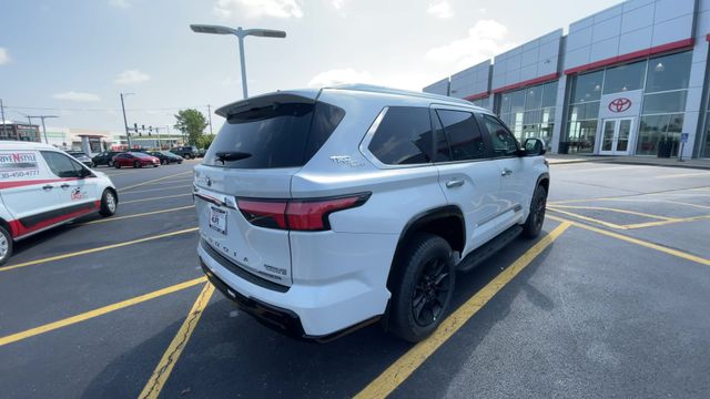 Toyota Sequoia
