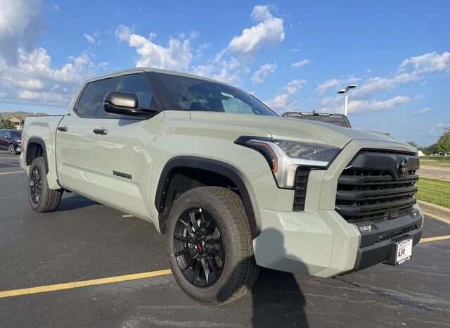 
								Toyota Tundra full									