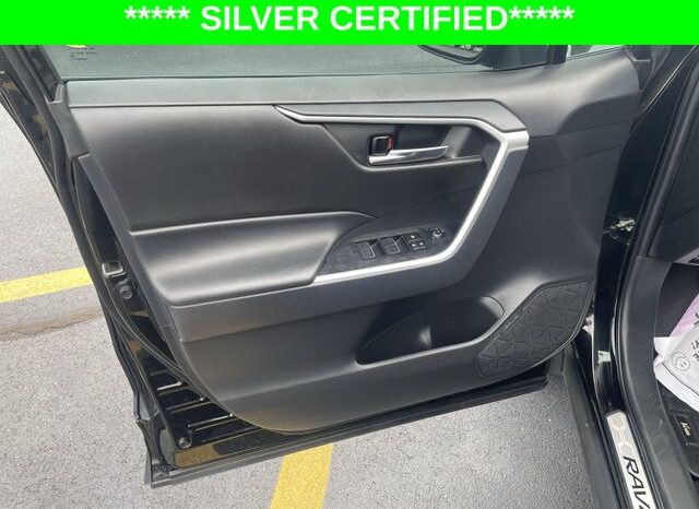 
								Toyota RAV4 Hybrid full									