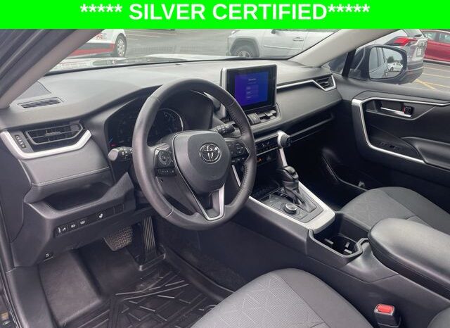 
								Toyota RAV4 Hybrid full									