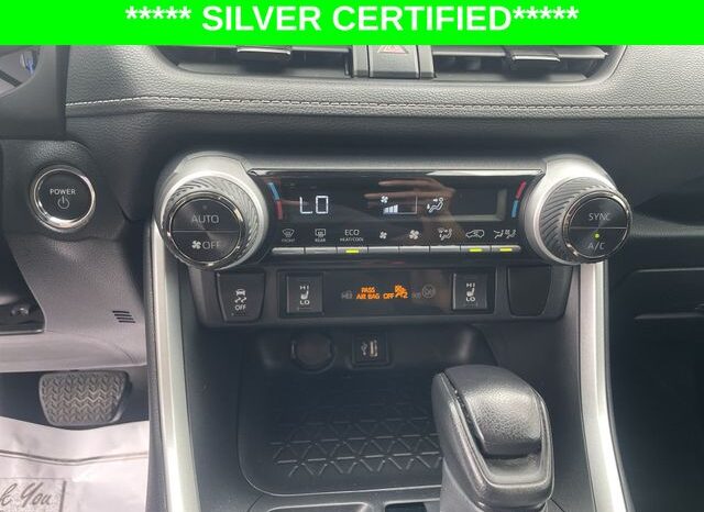 
								Toyota RAV4 Hybrid full									