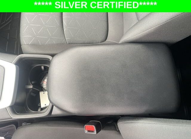 
								Toyota RAV4 Hybrid full									