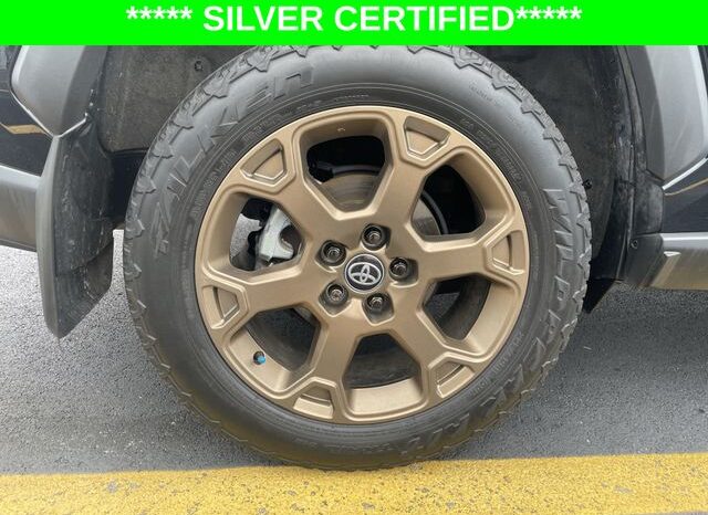
								Toyota RAV4 Hybrid full									