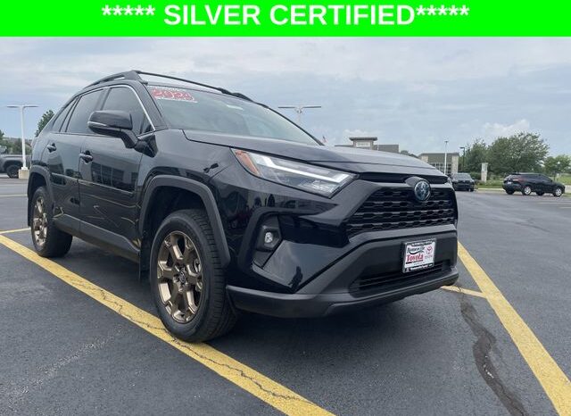 
								Toyota RAV4 Hybrid full									