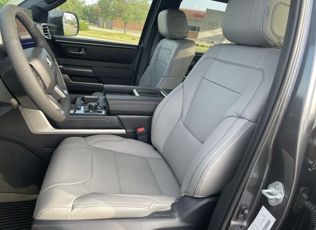 
								Toyota Tundra full									