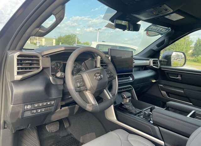 
								Toyota Tundra full									