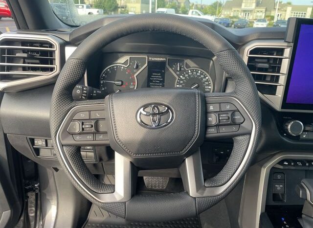 
								Toyota Tundra full									