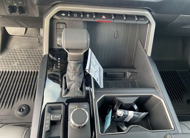 
								Toyota Tundra full									