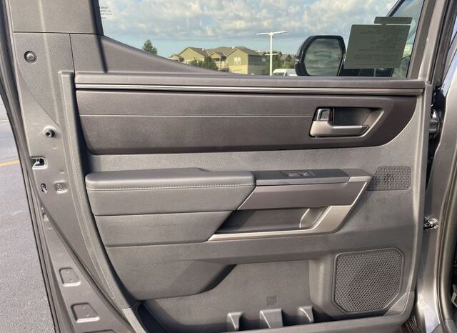 
								Toyota Tundra full									