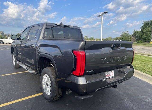 
								Toyota Tundra full									