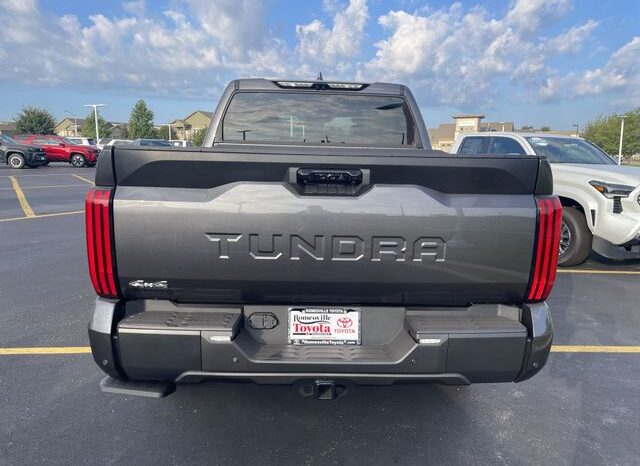 
								Toyota Tundra full									