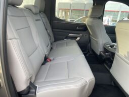 
										Toyota Tundra full									