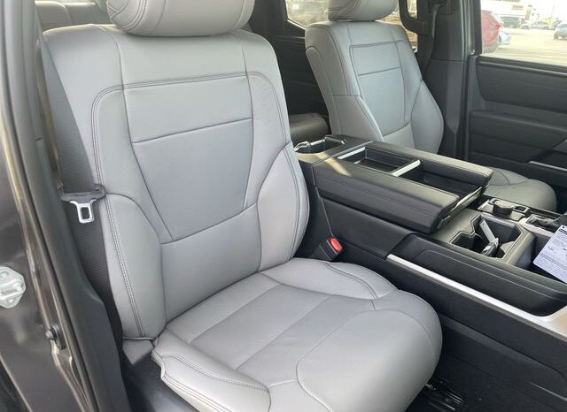 
								Toyota Tundra full									