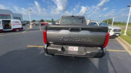 
										Toyota Tundra full									