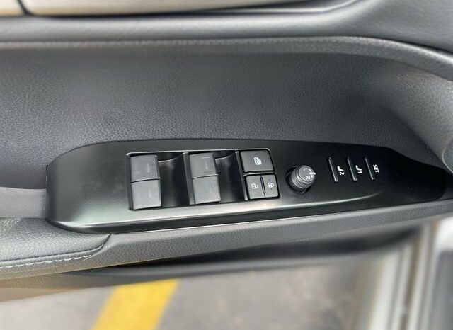 
 Toyota Camry full									