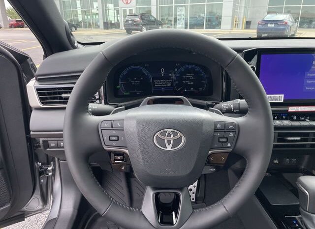 
 Toyota Camry full									