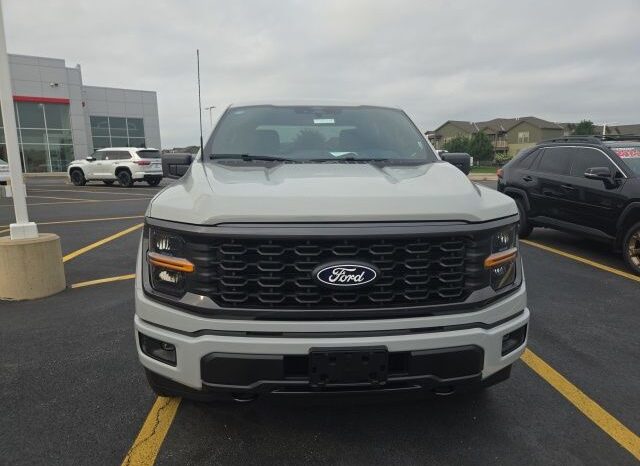 
 Ford F-150 full									