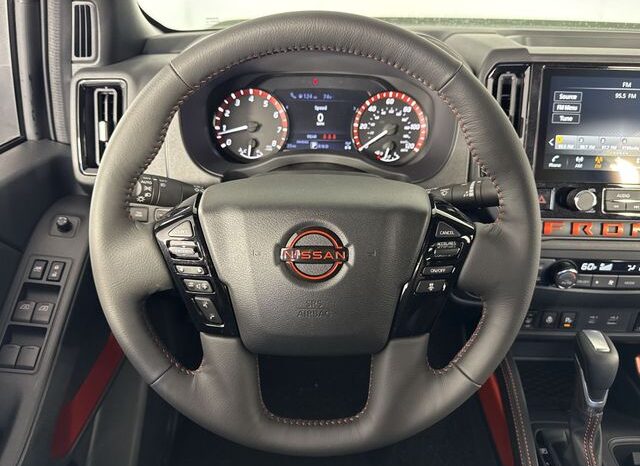 
 Nissan Frontier full									