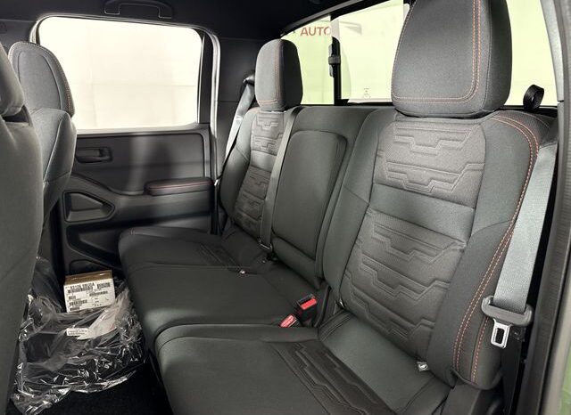 
 Nissan Frontier full									