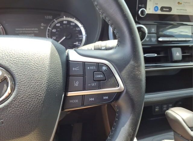 
 Toyota Highlander full									