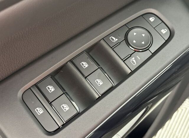 
 Nissan Pathfinder full									