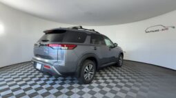 
 Nissan Pathfinder full									