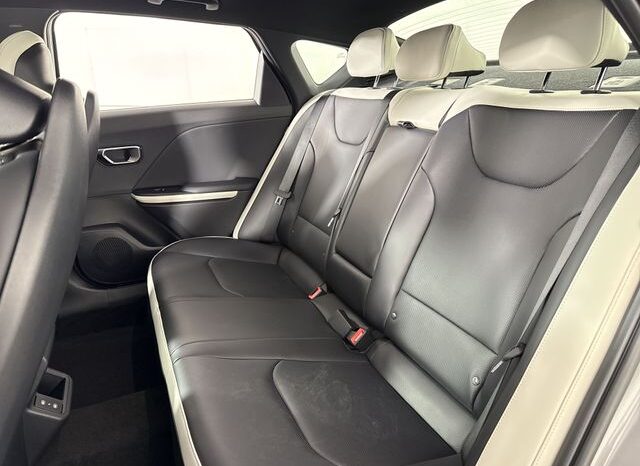 
 Kia K4 full									