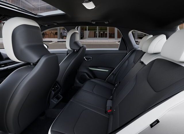 
 Kia K4 full									
