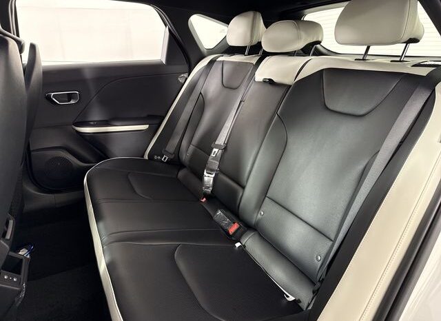 
								Kia K4 full									