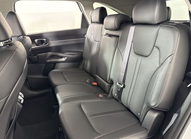 
								Kia Sorento full									