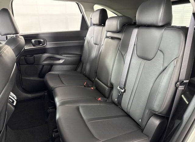 
								Kia Sorento full									